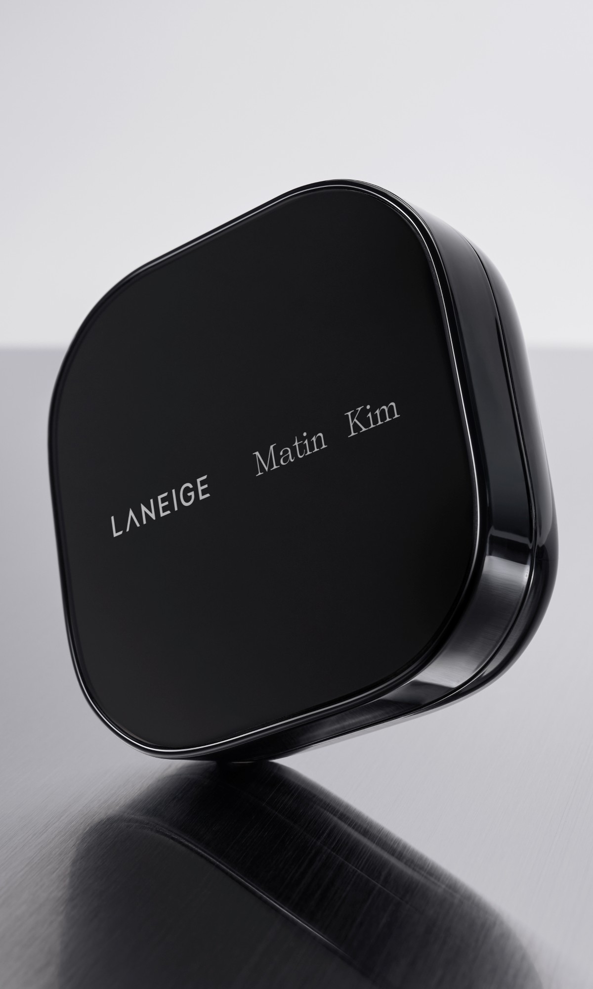[LANEIGE X MATIN KIM] <br>ネオクッション ミュイ