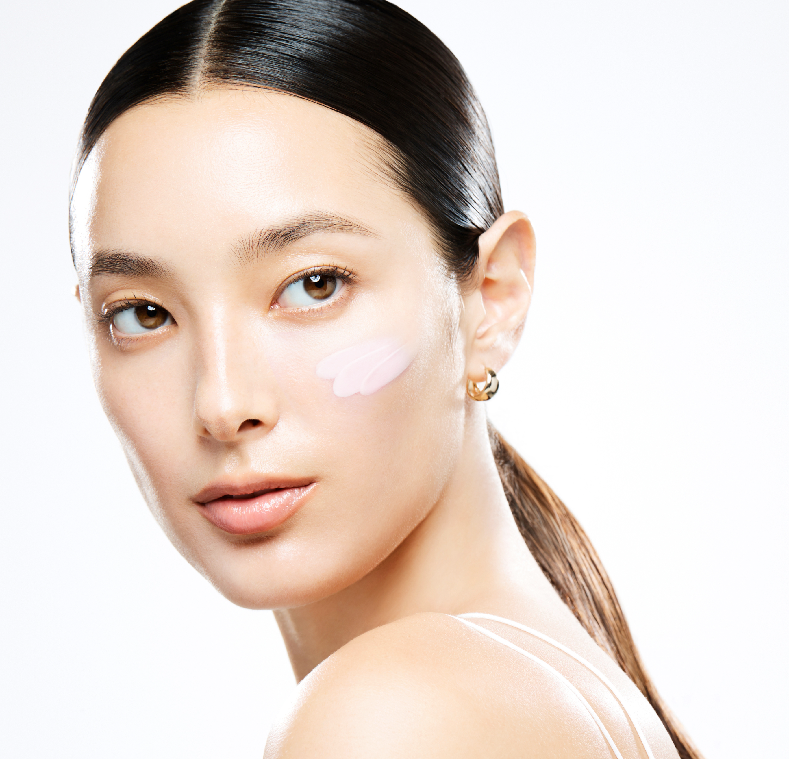 AP BEAUTY,International,<p>AFTER 2 WEEKS OF USE</p>