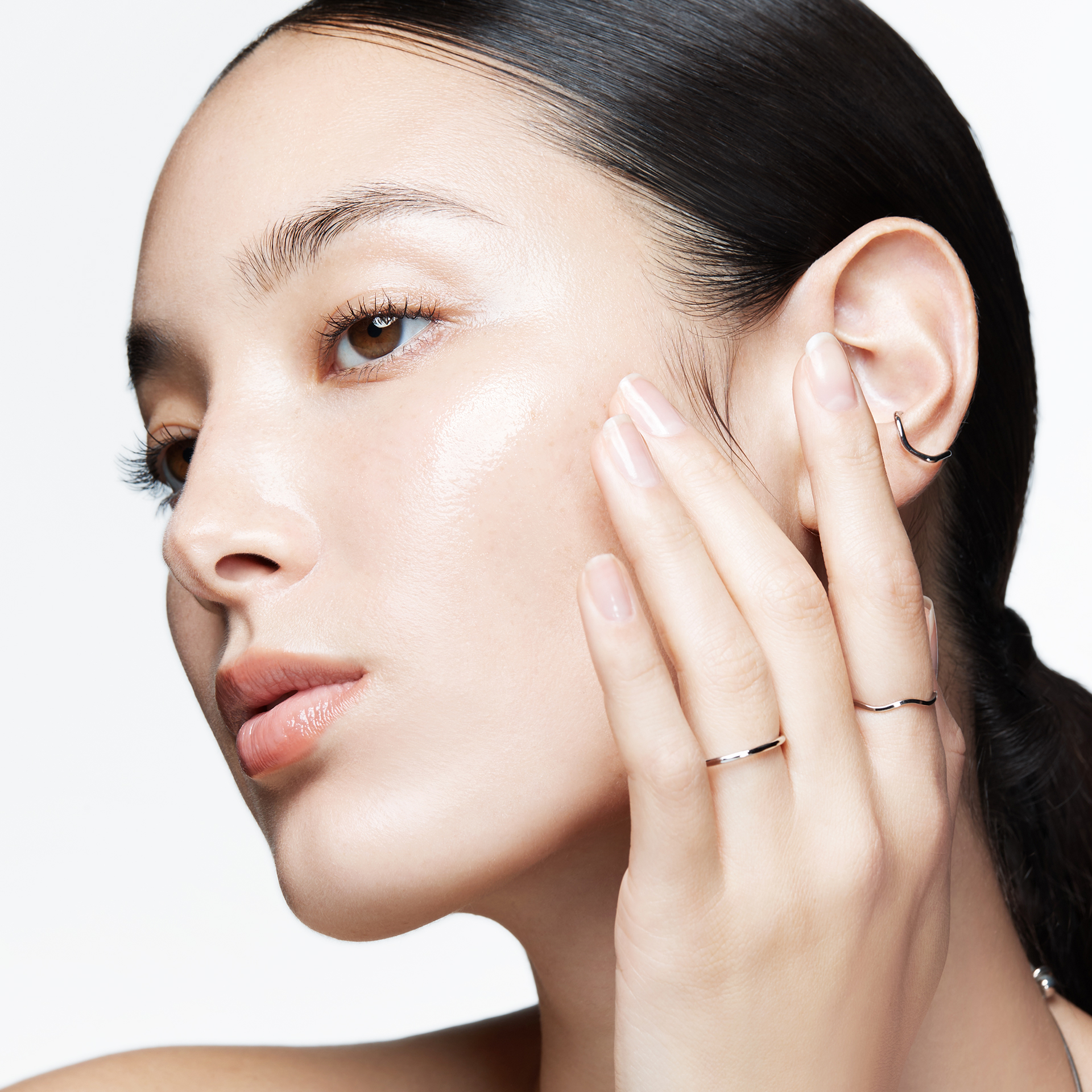 AP BEAUTY,International