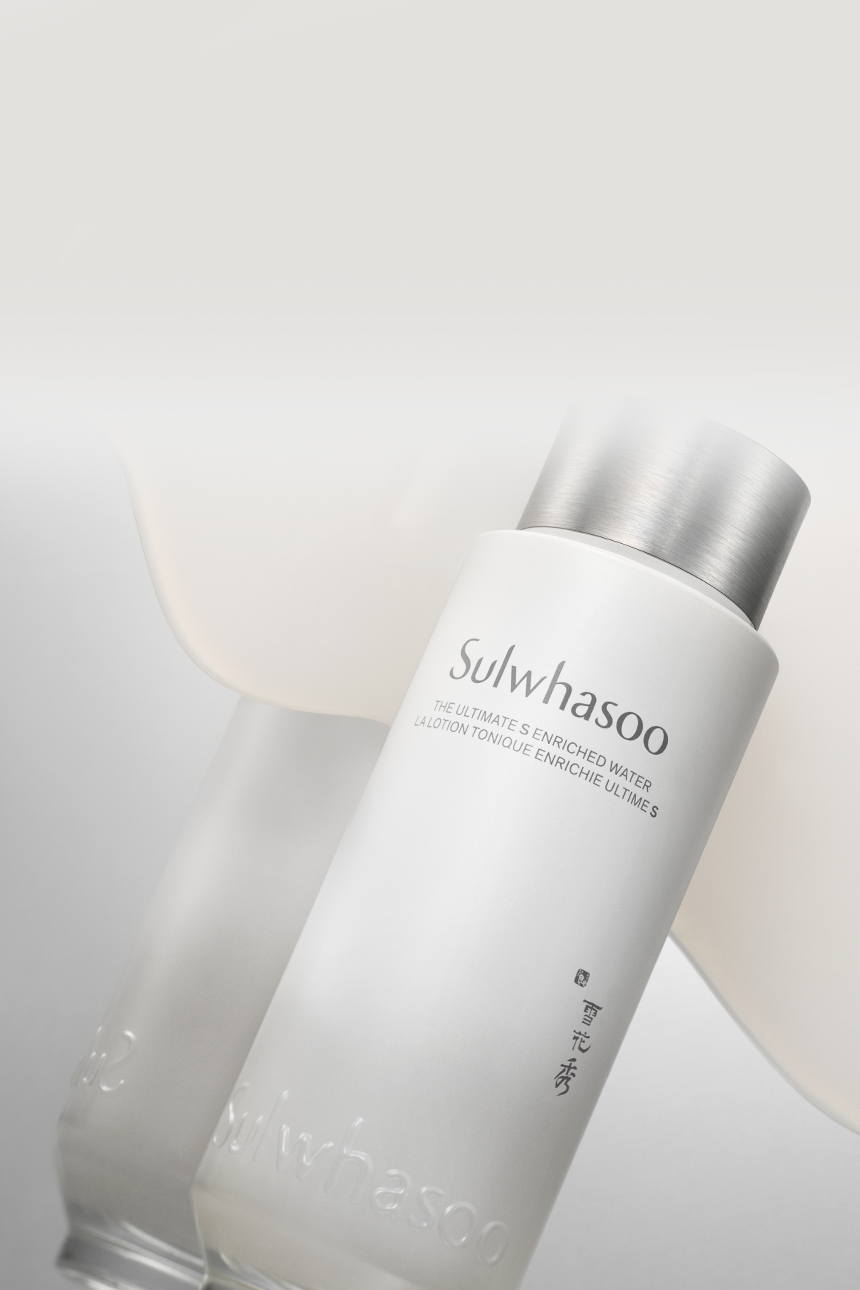 Sulwhasoo,International,<p><span style="color: rgb(0, 0, 0)"><strong><sub>VISIBLY ERASE SIGNS OF AGING</sub></strong></span></p><p><span style="color: rgb(0, 0, 0)"><strong><sup>WITH RENEWAL ENERGY</sup></strong></span></p>