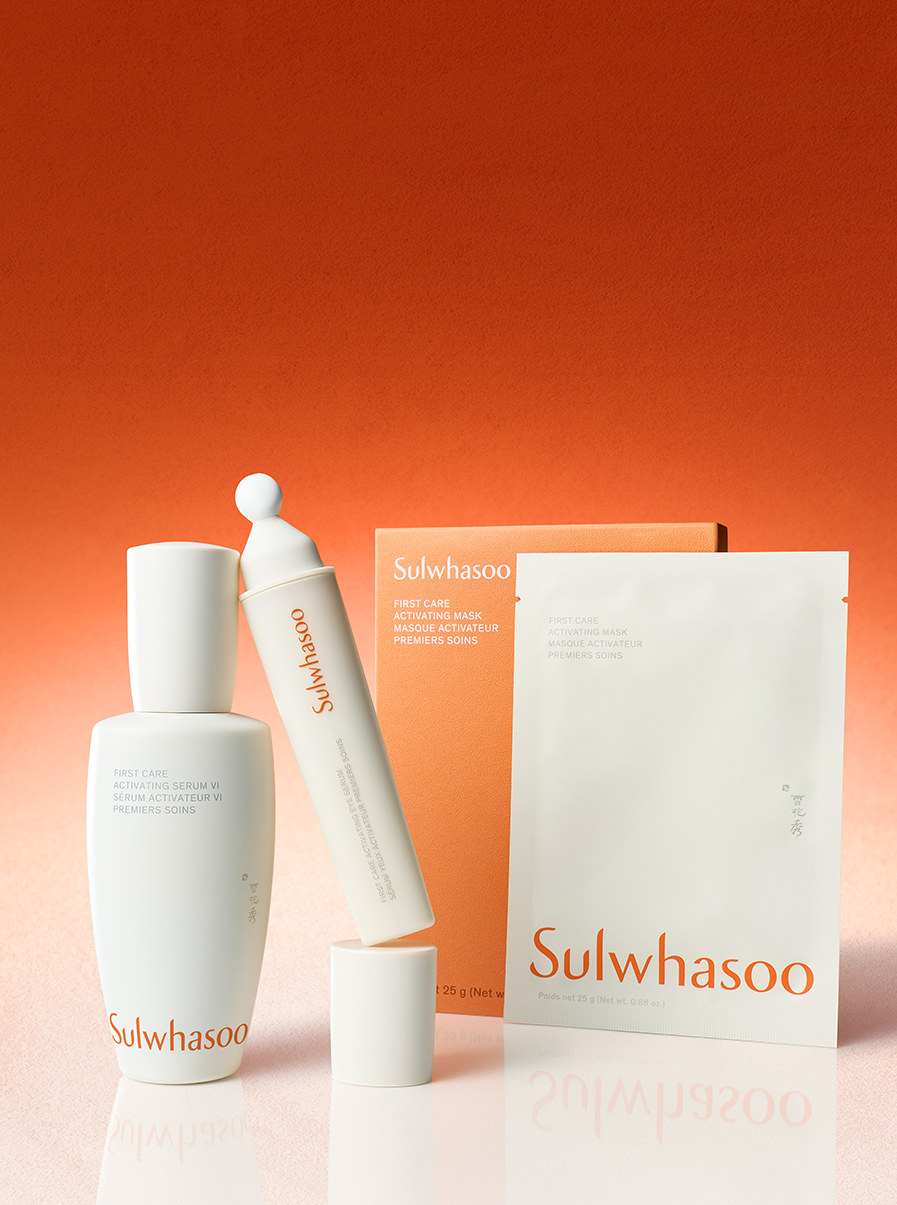 Sulwhasoo,International,<p><span style="color: #ffffff"><strong>VISIBLY HEALTHY,</strong></span></p><p><span style="color: #ffffff"><strong>YOUTHFUL-LOOKING SKIN</strong></span></p><p><span style="color: #ffffff"><strong>NOW AND OVER TIME</strong></span></p>