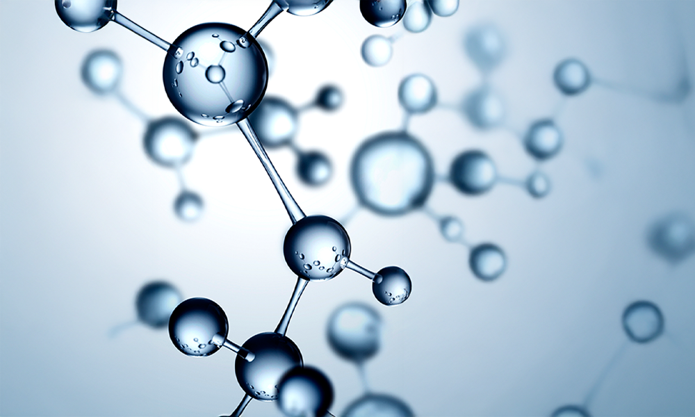 Foam and water bubbles symbolizing Aestura’s gentle cleansing effect